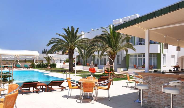 Imagen del bar/restaurante del Hotel Palm Beach Arsuz. Foto 3