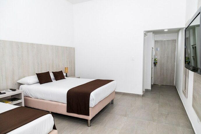 Imagen general del Hotel Palma Verde. Foto 9