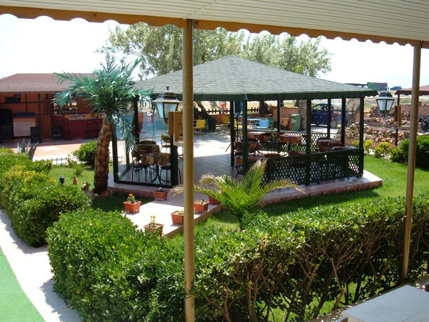 Imagen de los exteriores del Hotel Palmera Resort. Foto 10