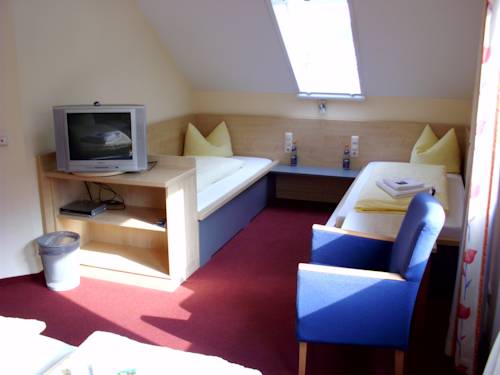 Imagen de la habitación del Hotel Papillon. Foto 4