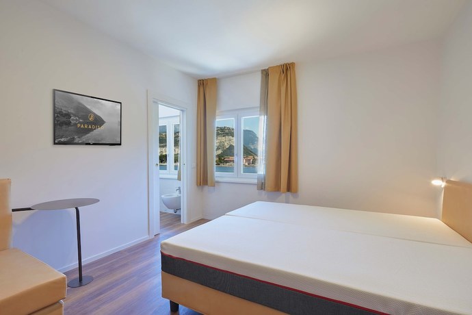 Imagen de la habitación del Hotel Paradiso, Torbole Sul Garda. Foto 10