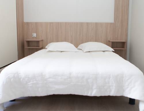 Imagen de la habitación del Hotel Parc Azur Toulon. Foto 8