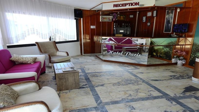 Imagen de los interiores del Hotel Paris. Foto 14