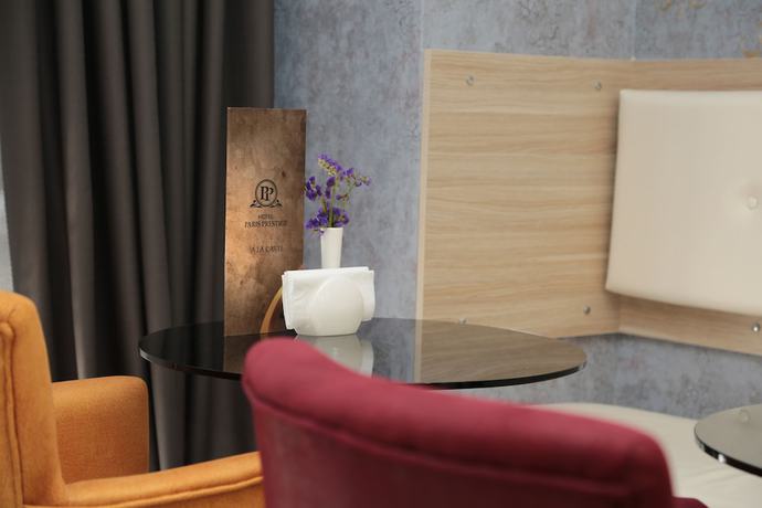 Imagen de los interiores del Hotel Paris Prestige. Foto 20