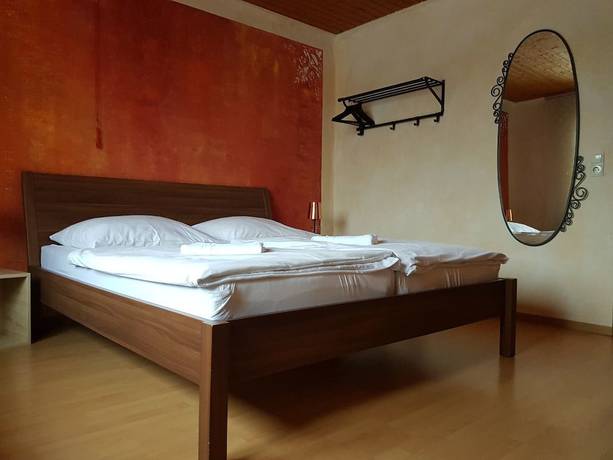 Imagen de la habitación del Hotel Pastis, Pillig. Foto 9