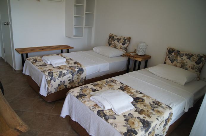 Imagen de la habitación del Hotel Pataros. Foto 16