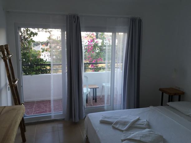 Imagen de la habitación del Hotel Pataros. Foto 18
