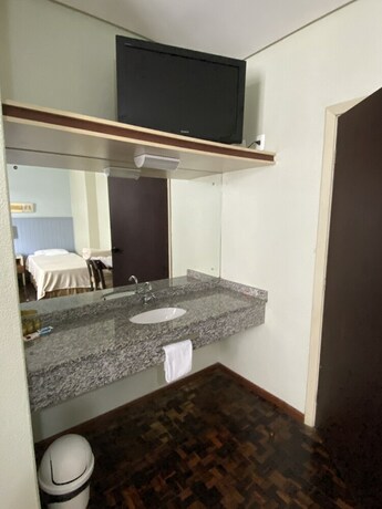 Imagen de la habitación del Hotel Pax Express. Foto 2