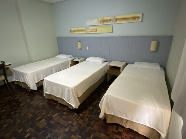 Imagen de la habitación del Hotel Pax Express. Foto 3