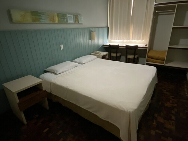 Imagen de la habitación del Hotel Pax Express. Foto 4