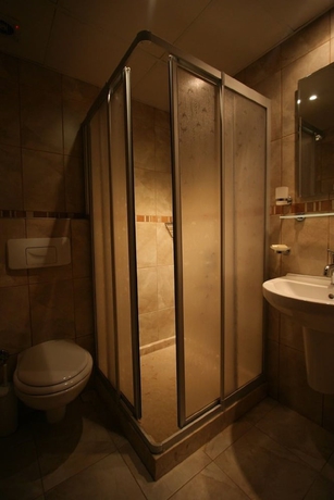 Imagen de la habitación del Hotel Peninsula. Foto 11