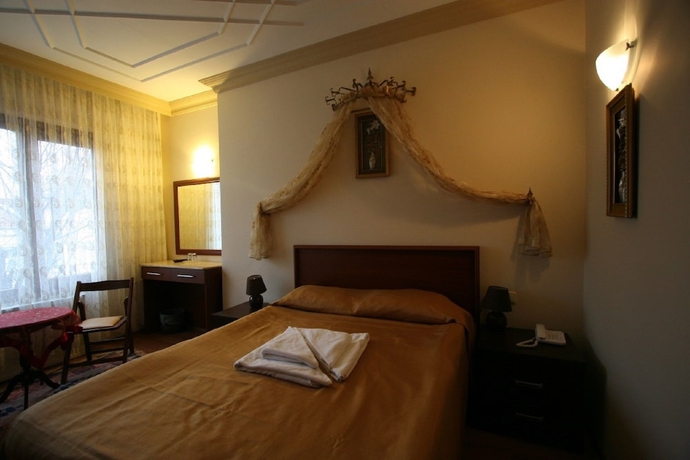 Imagen de la habitación del Hotel Peninsula. Foto 14