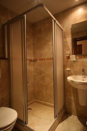 Imagen de la habitación del Hotel Peninsula. Foto 15