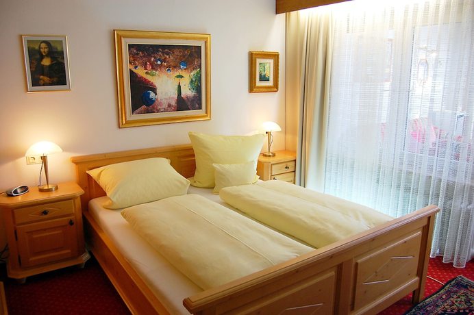 Imagen de la habitación del Hotel Pension Heidelberg. Foto 2