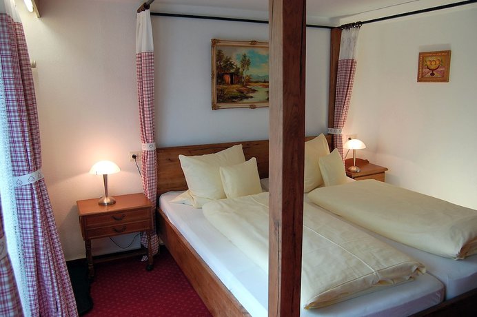 Imagen de la habitación del Hotel Pension Heidelberg. Foto 13