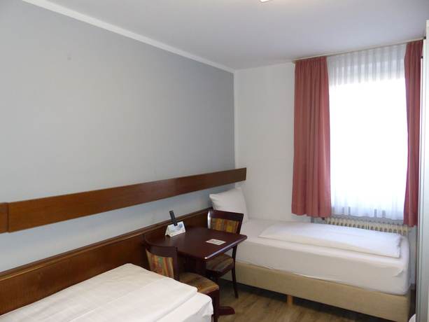 Imagen de la habitación del Hotel Pension Köberl. Foto 6