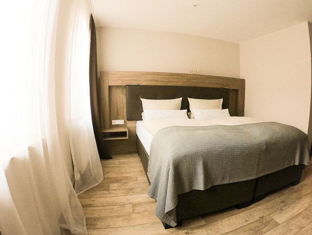 Imagen de la habitación del Hotel Pension Langhans. Foto 8