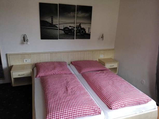 Imagen de la habitación del Hotel Pension Sonnalp. Foto 4