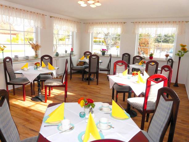 Imagen del bar/restaurante del Hotel Pension garni Schwalbenhof. Foto 3