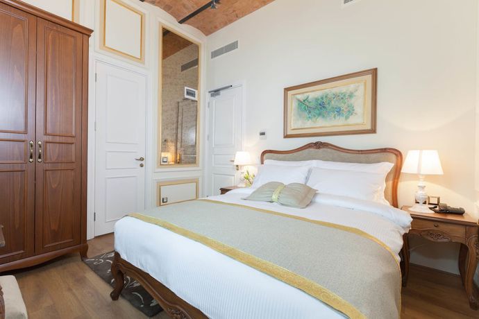 Imagen de la habitación del Hotel Pera Parma. Foto 7