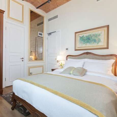 Imagen de la habitación del Hotel Pera Parma. Foto 12