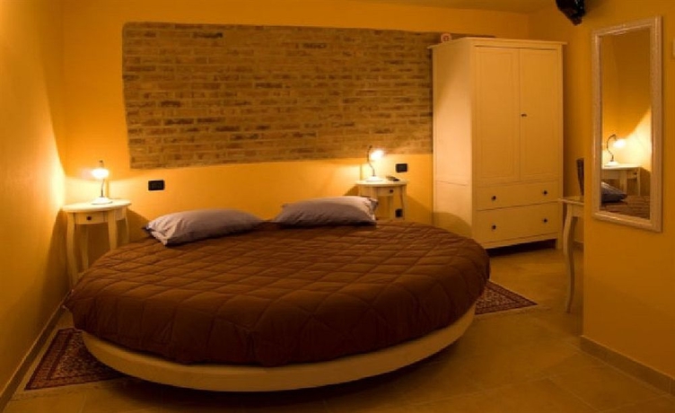 Imagen de la habitación del Hotel Perbacco. Foto 6