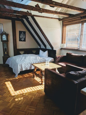 Imagen de la habitación del Hotel Peter Schaefer. Foto 15