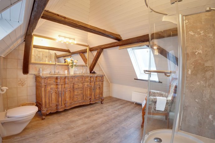 Imagen de la habitación del Hotel Peter Schaefer. Foto 19