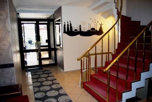 Imagen general del Hotel Petrol Palace. Foto 14