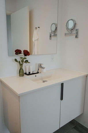Imagen de la habitación del Hotel Ph&oslash;nix. Foto 15