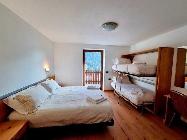 Imagen de la habitación del Hotel Piz Boè. Foto 14