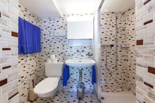Imagen de la habitación del Hotel Piz Tambo. Foto 13