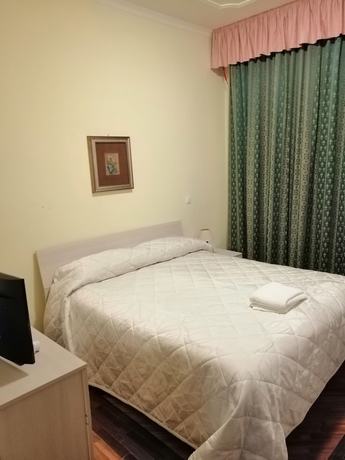 Imagen de la habitación del Hotel Podio. Foto 10