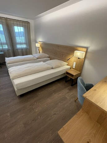 Imagen de la habitación del Hotel Poellners. Foto 18