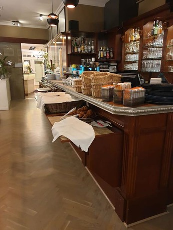 Imagen del bar/restaurante del Hotel Polar-Stern. Foto 6