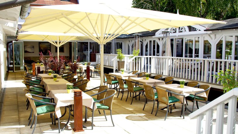 Imagen de los exteriores del Hotel Polar-Stern. Foto 16