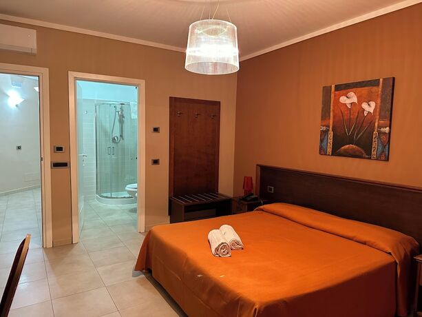 Imagen de la habitación del Hotel Poma. Foto 18