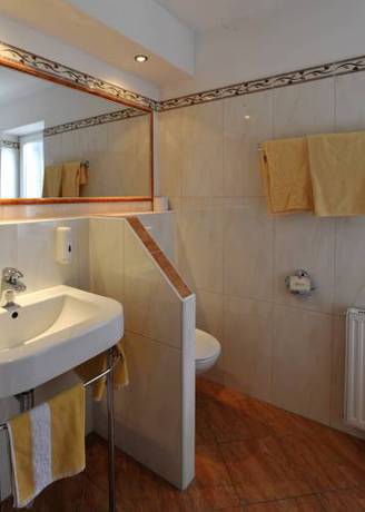 Imagen de la habitación del Hotel Post. Foto 15