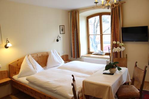 Imagen de la habitación del Hotel Post, Mauterndorf. Foto 15
