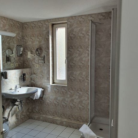 Imagen de la habitación del Hotel Postbauer Heng. Foto 9