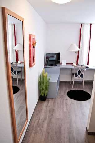 Imagen de la habitación del Hotel Postbauer Heng. Foto 14