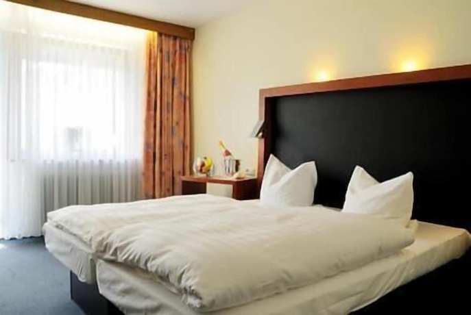 Imagen de la habitación del Hotel Prinzen. Foto 9
