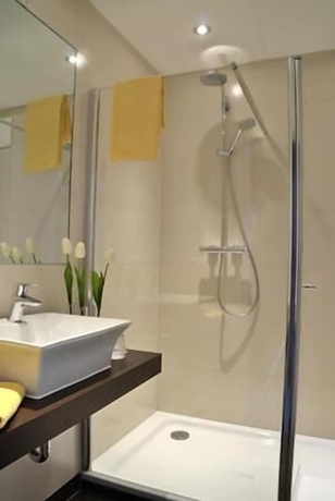 Imagen de la habitación del Hotel Prinzen. Foto 16