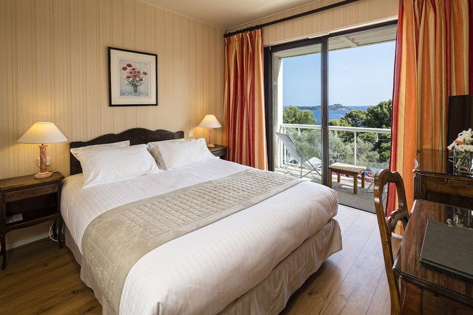 Imagen de la habitación del Hotel Proven&ccedil;al. Foto 6