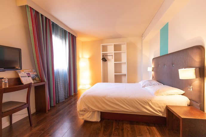 Imagen de la habitación del Hotel Provence. Foto 15