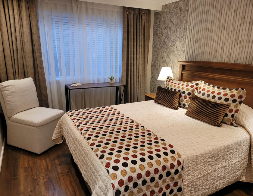 Imagen general del Hotel Puerta Del Lago. Foto 15