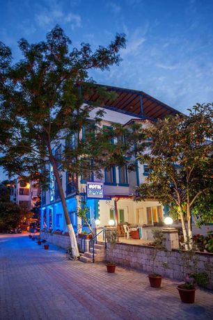 Imagen del bar/restaurante del Hotel Puya. Foto 6