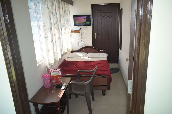 Imagen de la habitación del Hotel Ram Niwas. Foto 6