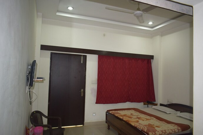 Imagen de la habitación del Hotel Ram Niwas. Foto 8