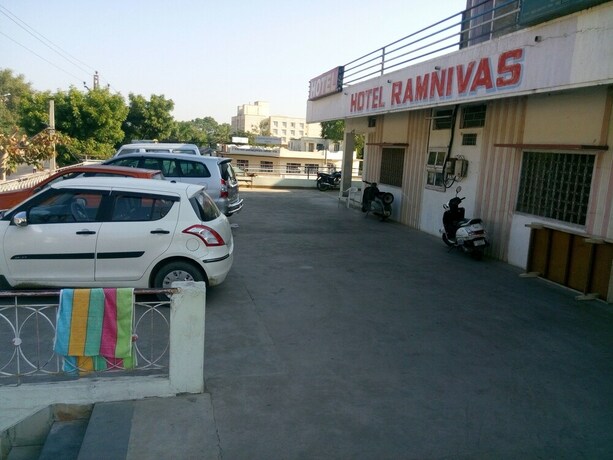 Imagen de los interiores del Hotel Ram Niwas. Foto 12